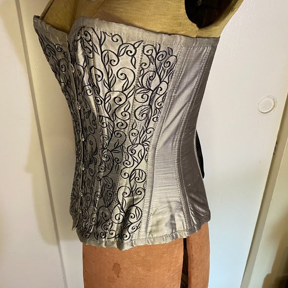 Burleska Silver Swirl Silk Taffeta Overbust Corset- Size 24in - Picture 5 of 12